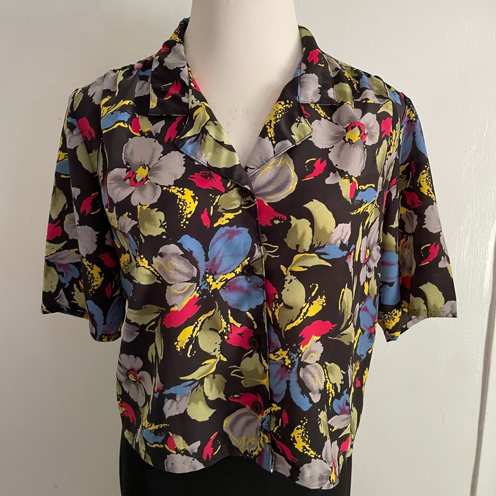 Black and Blue Boxy Button Down Shirt with Notched Collar